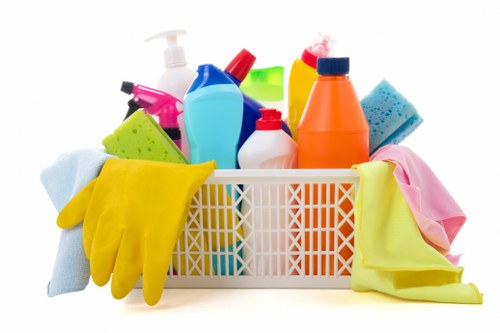 Bathroom sparkling clean by Wanstead cleaners